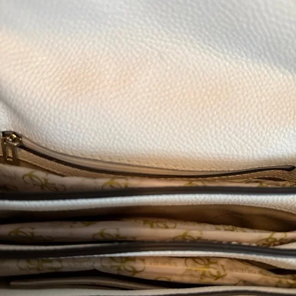 Guess Textured Shoulder Bag - Picture 11 of 11